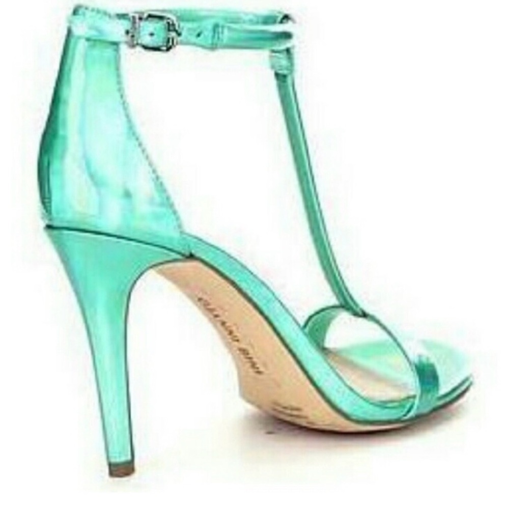 Gianni Bini Turquoise Heels - Picture 2 of 4